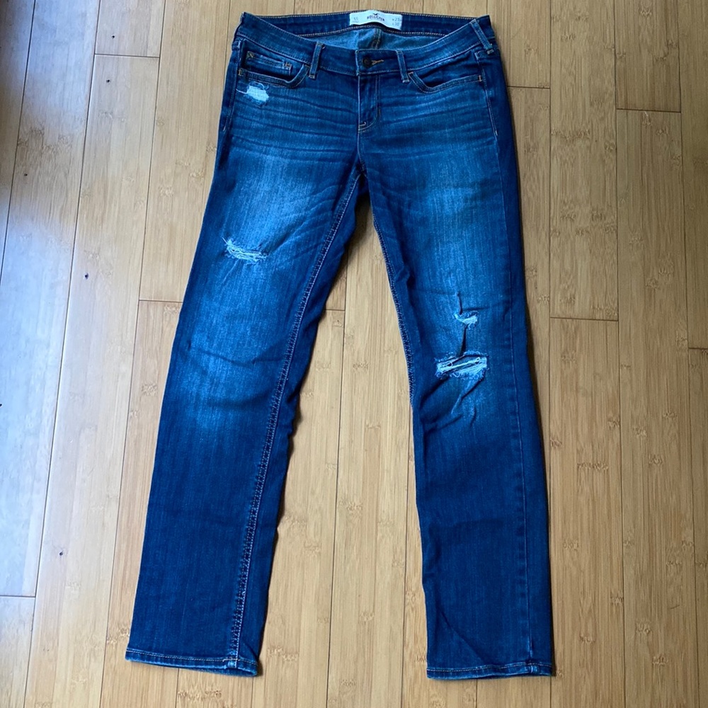 Hollister 5S Boot cut Distressed jeans